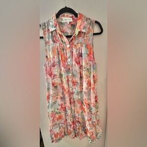 Bella Dahl Dress
• floral
• spring
• buttons